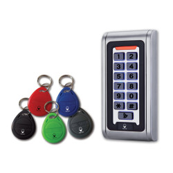 Clavier a code + 5 badges