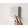 Kit de alarma inalámbrico con una cámara exterior conectada