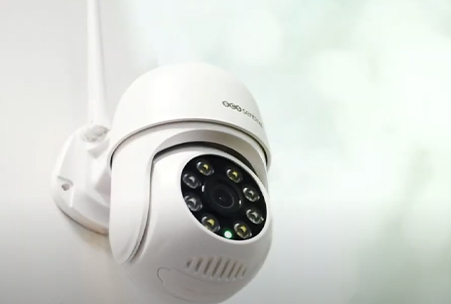 La caméra extérieure dispose du suivi de mouvement intelligent et détection de forme humaine