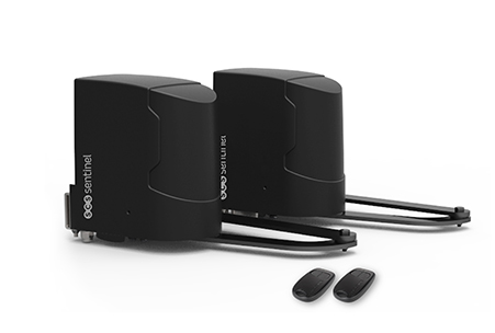 kit moteur SimplyOpen 2 à bras articulés avec le juste nécessaire : 2 télécommandes incluses