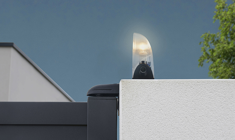 Luz LED intermitente con antena integrada FlashGate LED para automatismo de cancela