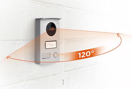 Visiophone VisioDoor 7+ RFID avec badges a une platine de rue avec un grand angle pour mieux visualiser les personnes qui sonnent à la porte.