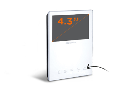 Le moniteur VisioKit 4.3 est mains libres, pas besoin de combiné. Les touches sont sensitives.