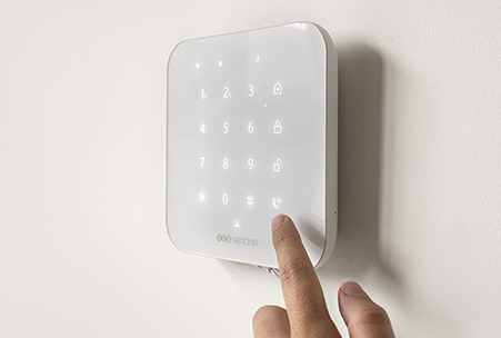 Le kit alarme sans fil connecté Wi-Fi et GSM 4G dissuade les cambrioleurs et sécurise votre maison